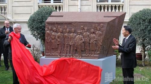 《百年丰碑》作者吴为山：“以雕塑铸就中法友谊长存之魂”