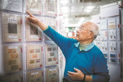 收藏家林伯：3万枚票证记录60年变迁
